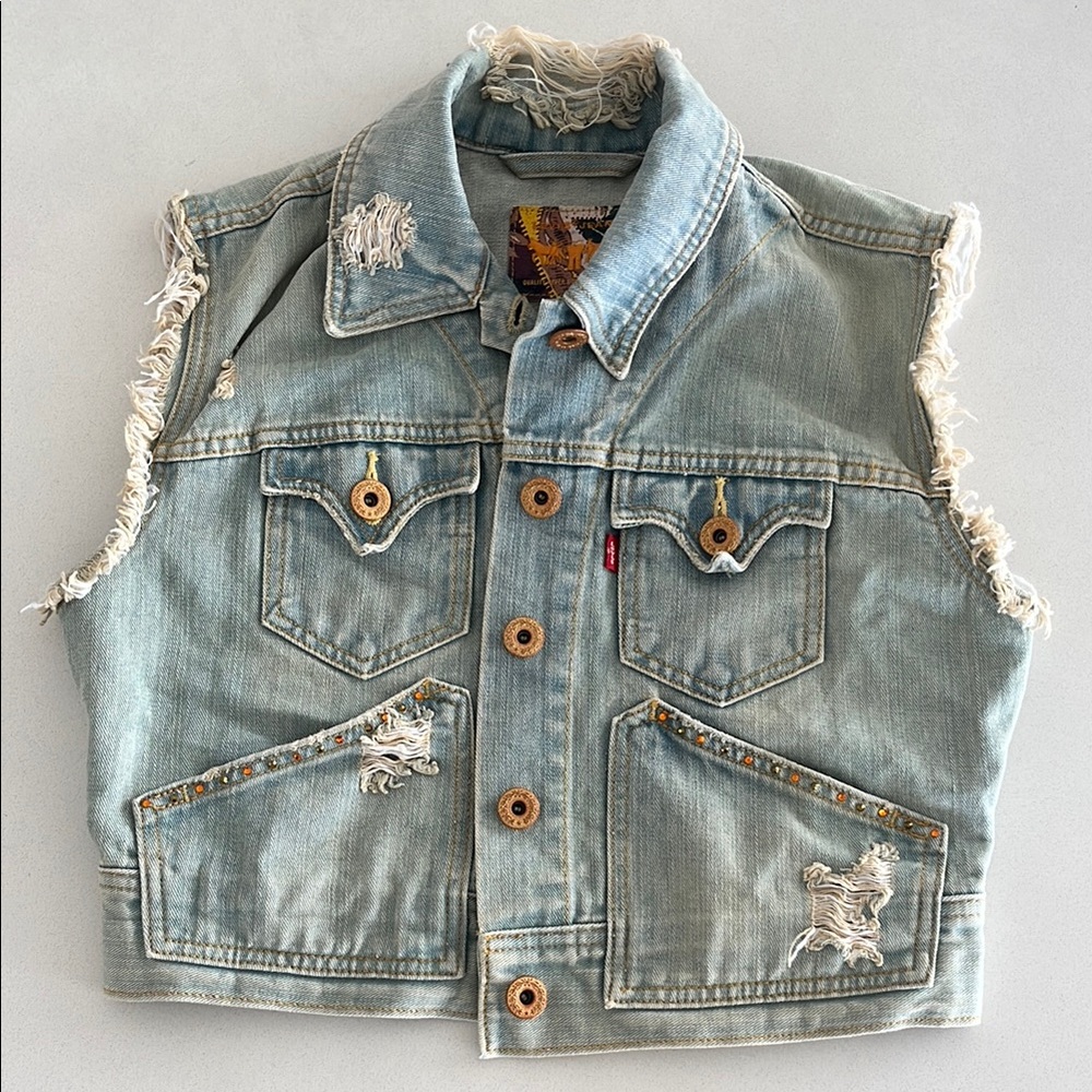 Levi's Distressed Denim Vest - Light Blue